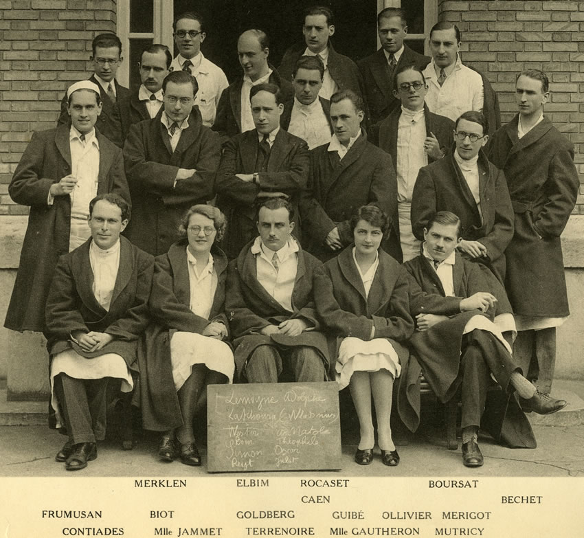 Internes des Hopitaux de Paris la salle de garde de l'Hopital Necker 1932